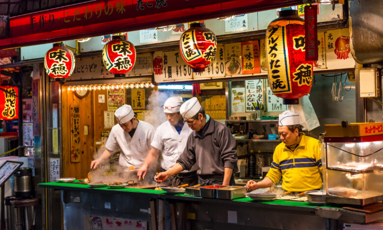 Osaka Eats: 3 Restaurants in Dotonbori That Are Worth Every Penny
